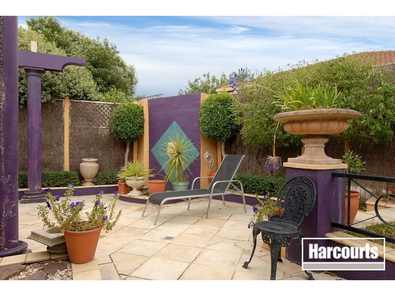 96 Kurrajong Road, Narre Warren VIC 3805