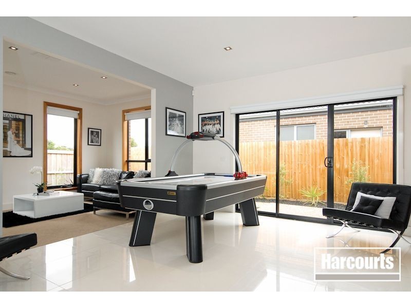 18 Georgetown Way, Officer VIC 3809