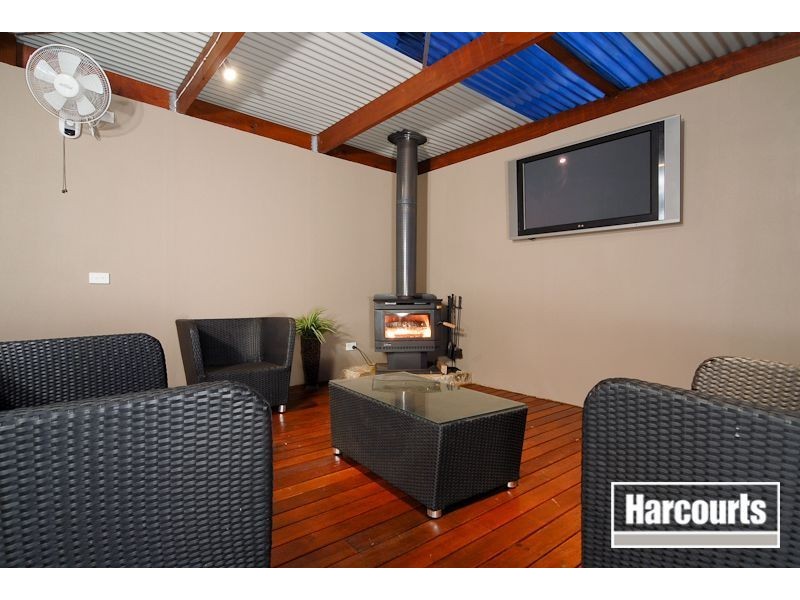 10 Sunhill Way, Berwick VIC 3806