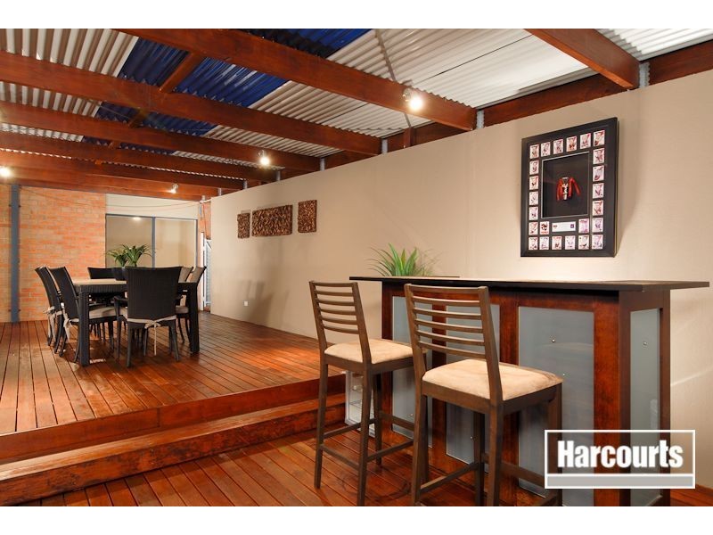10 Sunhill Way, Berwick VIC 3806
