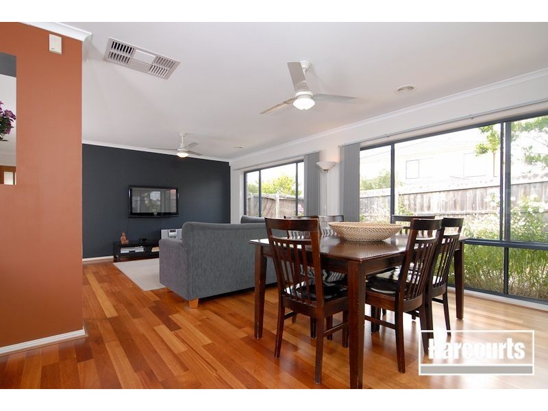 12 Dorchester Drive, Narre Warren South VIC 3805