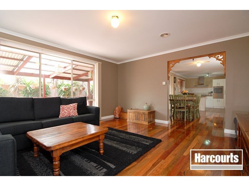 7 Castella Place, Hampton Park VIC 3976
