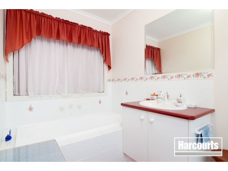 29 Napier Way, Narre Warren South VIC 3805