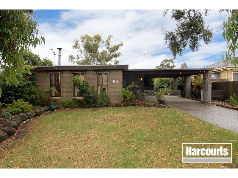54 Meadow Wood Walk, Narre Warren VIC 3805