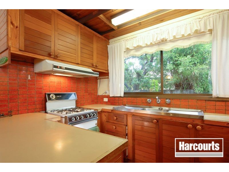 54 Meadow Wood Walk, Narre Warren VIC 3805