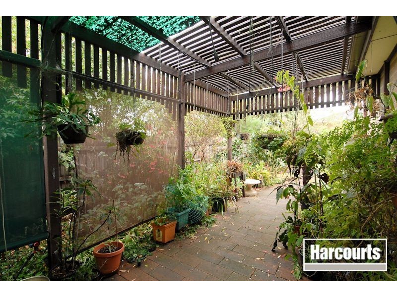 54 Meadow Wood Walk, Narre Warren VIC 3805