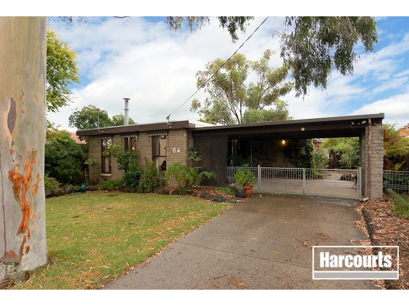 54 Meadow Wood Walk, Narre Warren VIC 3805