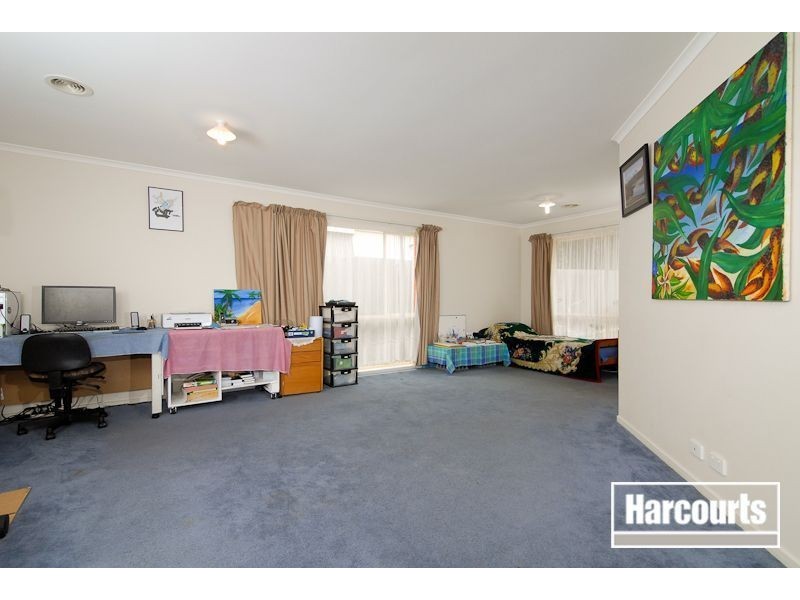 5 Grenfell Rise, Narre Warren South VIC 3805