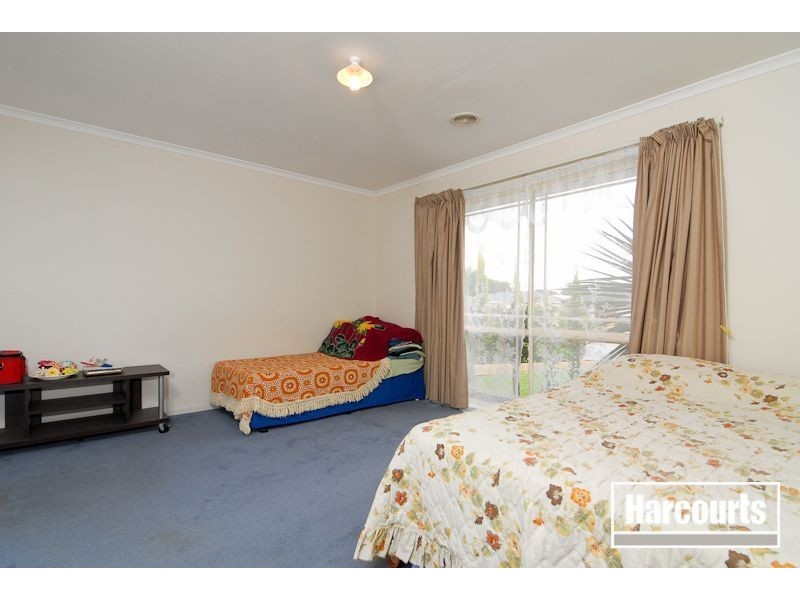 5 Grenfell Rise, Narre Warren South VIC 3805