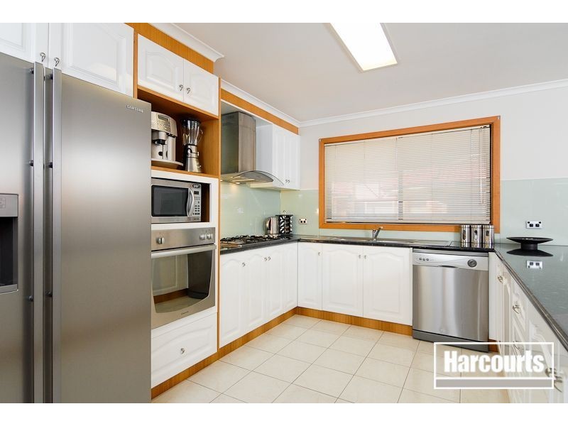 9 Badger Court, Narre Warren VIC 3805