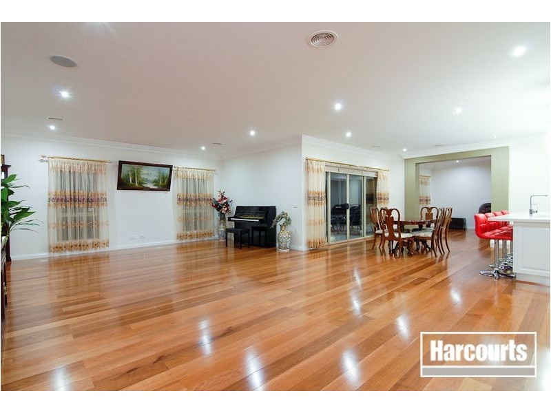 5 Avenview Drive, Narre Warren North VIC 3804