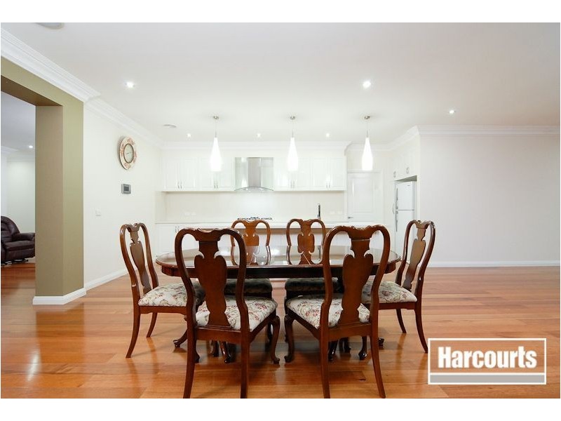 5 Avenview Drive, Narre Warren North VIC 3804