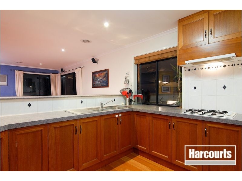 10 Demint Walk, Narre Warren South VIC 3805