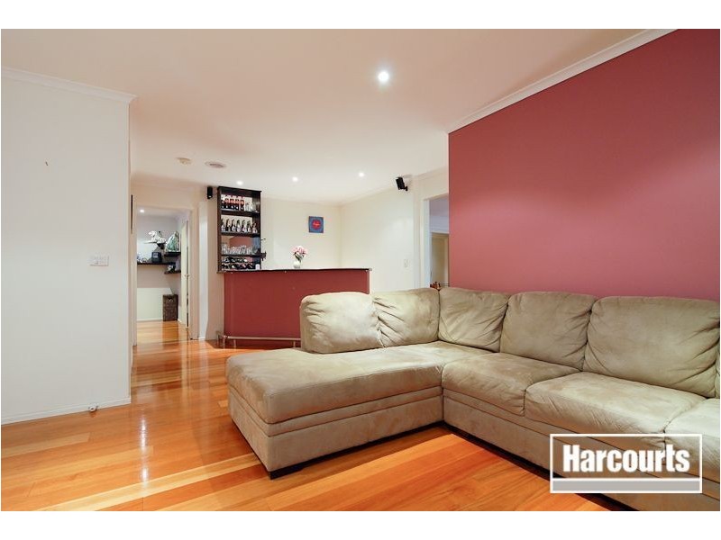 10 Demint Walk, Narre Warren South VIC 3805