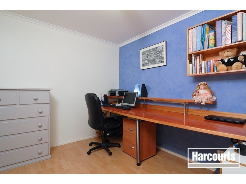 10 Demint Walk, Narre Warren South VIC 3805