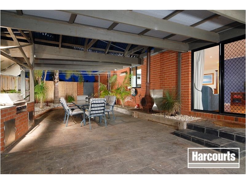 10 Demint Walk, Narre Warren South VIC 3805
