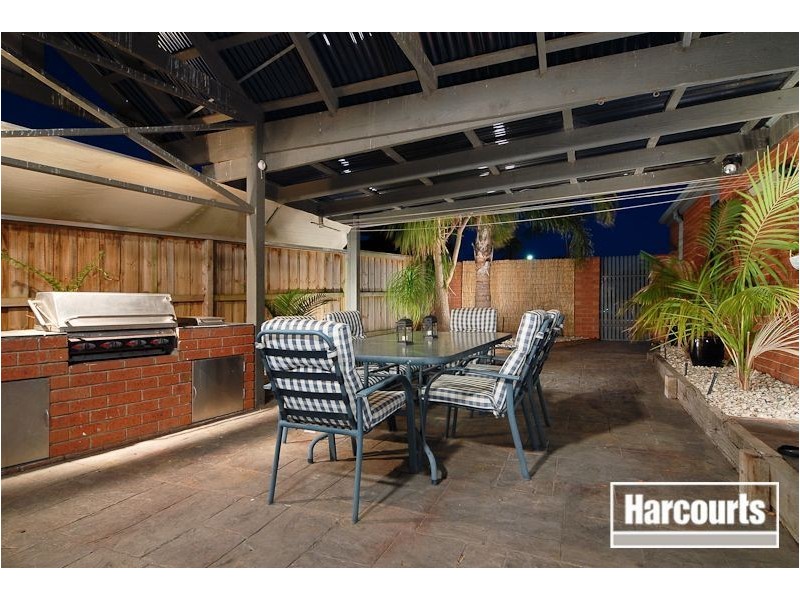 10 Demint Walk, Narre Warren South VIC 3805