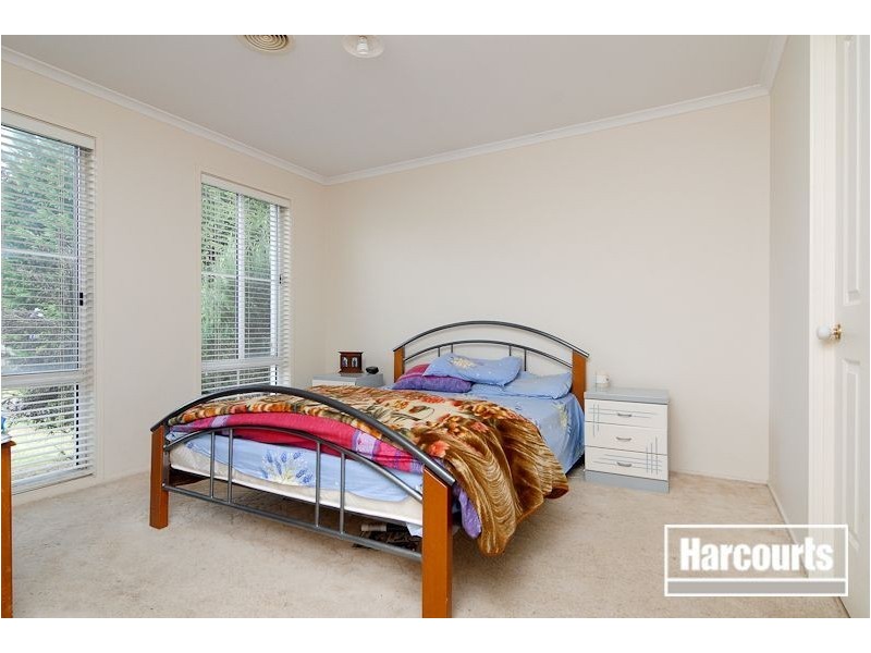 13 Artist Cresent, Narre Warren South VIC 3805