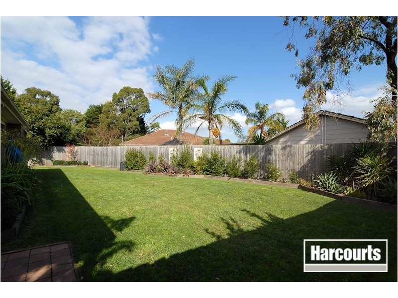 13 Bosco Close, Narre Warren VIC 3805
