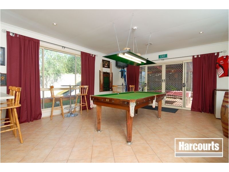 15 Ellen Rd, Narre Warren South VIC 3805