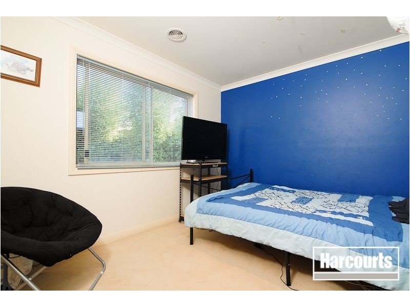 15 Ellen Rd, Narre Warren South VIC 3805