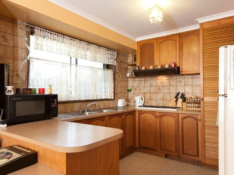 16 Debanne Court, Narre Warren VIC 3805