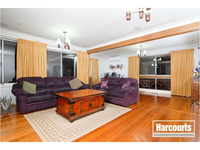 5 Cloverset Ave, Narre Warren VIC 3805