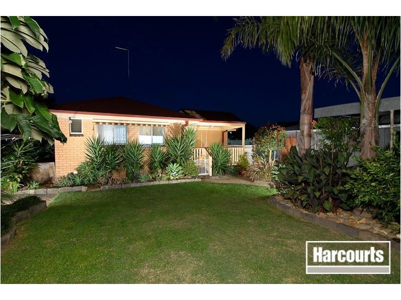 5 Cloverset Ave, Narre Warren VIC 3805