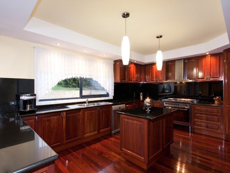 6 The Lough Court, Narre Warren North VIC 3804