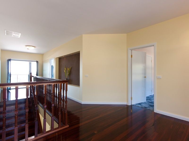 6 The Lough Court, Narre Warren North VIC 3804