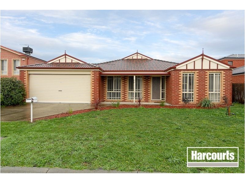 9 Blake St, Berwick VIC 3806