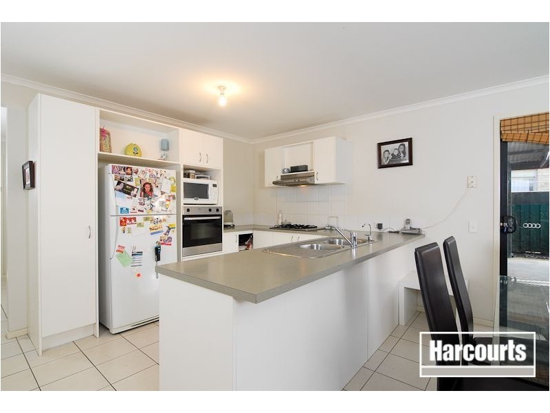 76 Harrington Drive, Narre Warren South VIC 3805