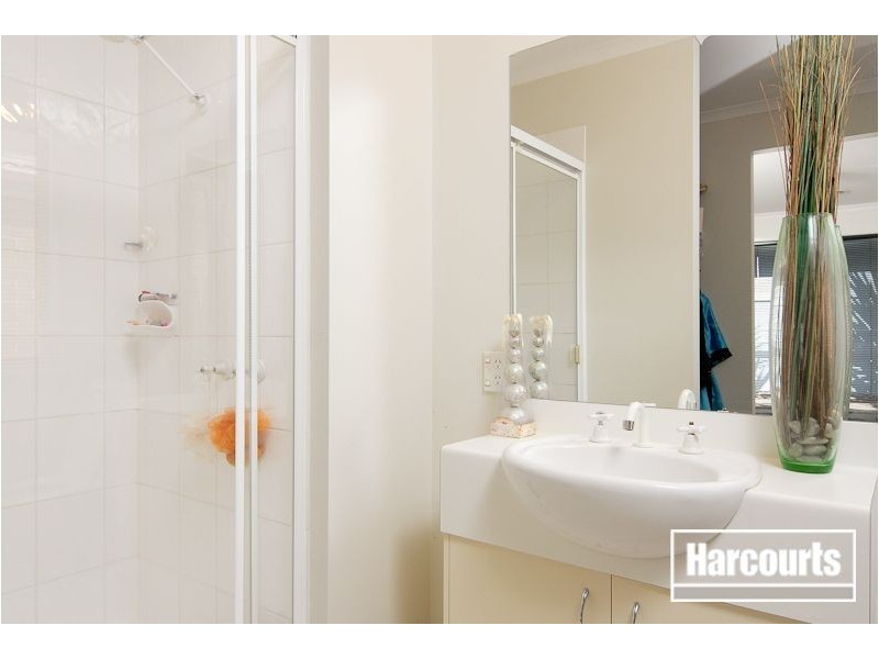 76 Harrington Drive, Narre Warren South VIC 3805