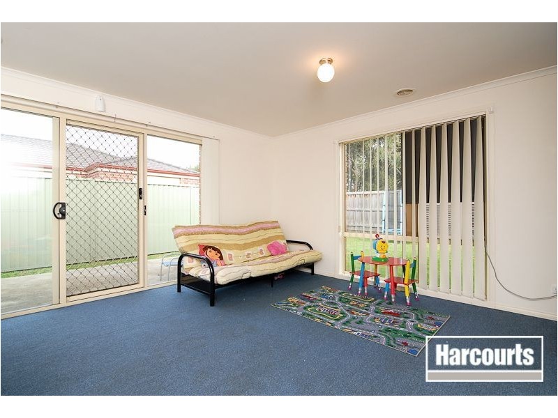 49 Briarcrest Drive, Cranbourne East VIC 3977