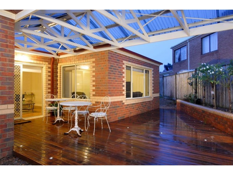 32 Champagne Grove, Narre Warren South VIC 3805