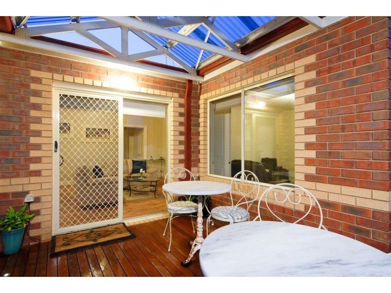 32 Champagne Grove, Narre Warren South VIC 3805