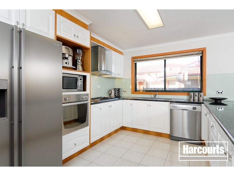 9 Badger Court, Narre Warren VIC 3805