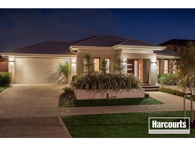 8 Biscay Grove, Lyndhurst VIC 3975