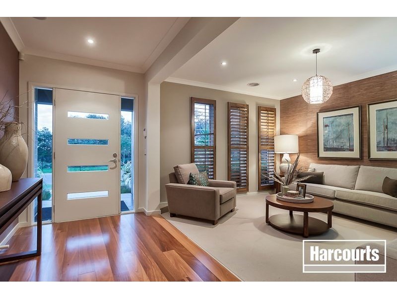 8 Biscay Grove, Lyndhurst VIC 3975