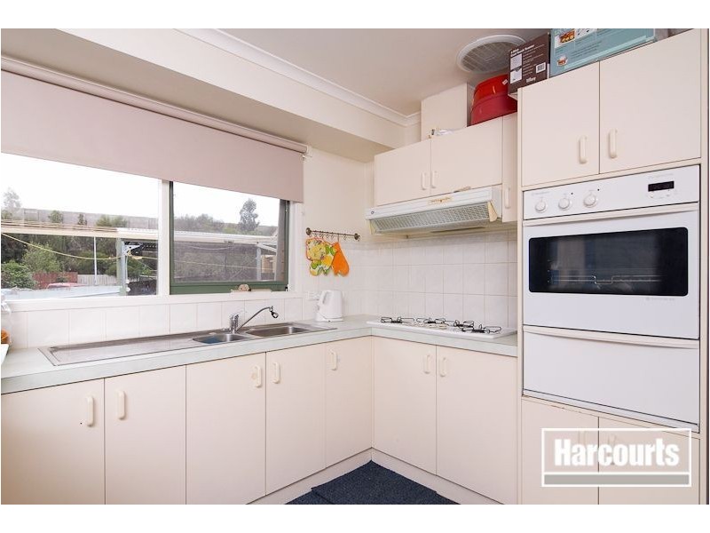 16 Elstar Rd, Narre Warren VIC 3805