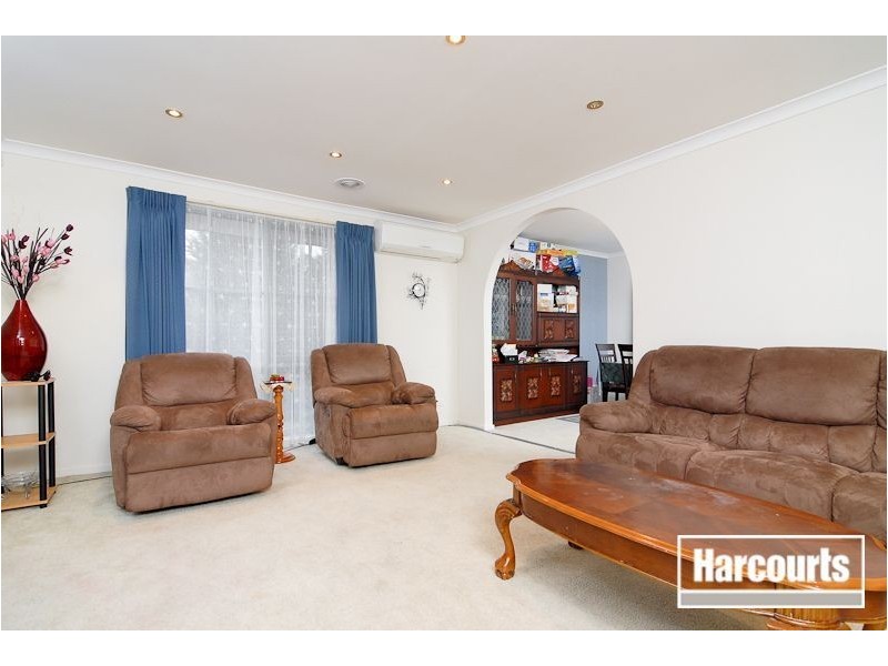 16 Elstar Rd, Narre Warren VIC 3805