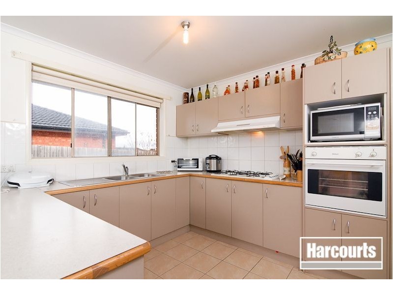 7 Niagara Court, Hampton Park VIC 3976