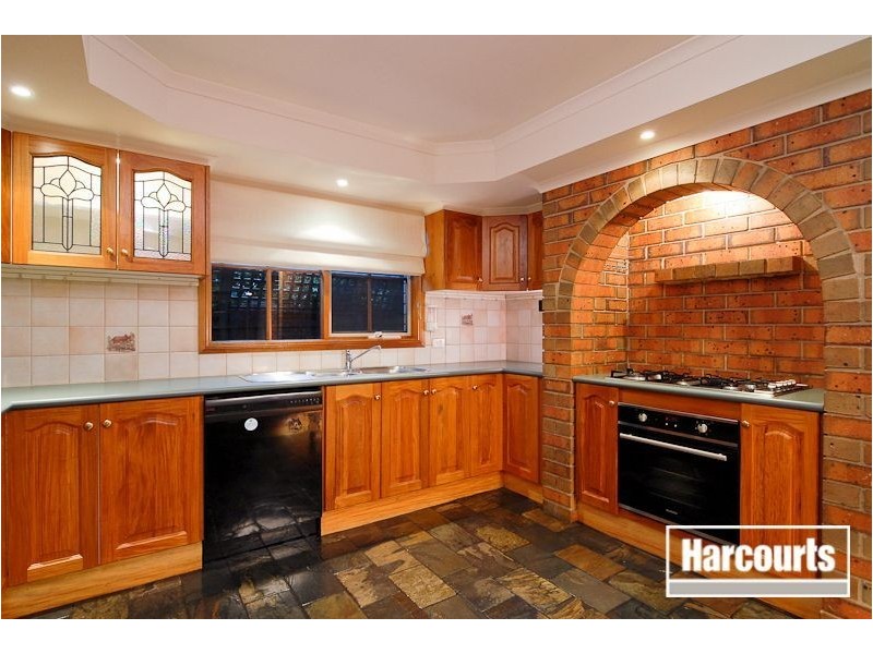 39 The Promenade, Narre Warren South VIC 3805