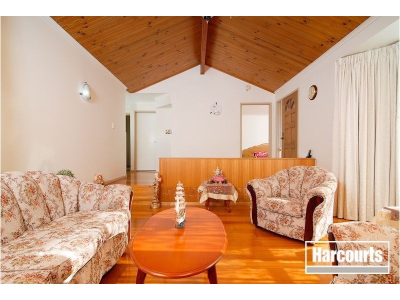 40 Marson Crescent, Hallam VIC 3803