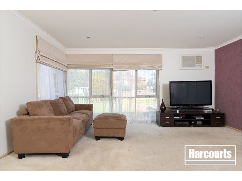 40 Marson Crescent, Hallam VIC 3803