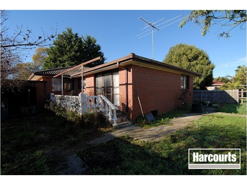 13 Barkly St, Cranbourne VIC 3977