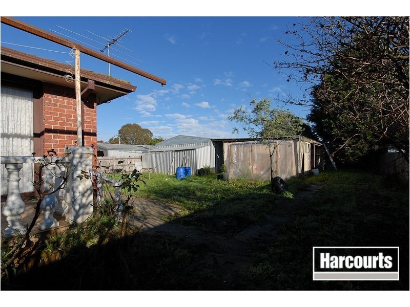 13 Barkly St, Cranbourne VIC 3977