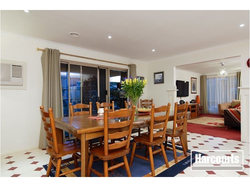 2 Lana Place, Narre Warren VIC 3805