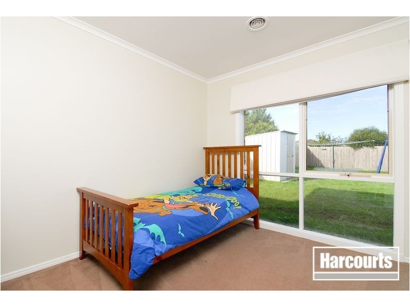 16 Meredith Close, Narre Warren South VIC 3805
