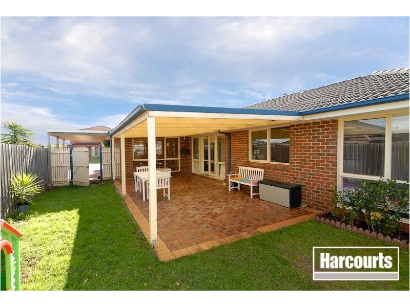 16 Meredith Close, Narre Warren South VIC 3805